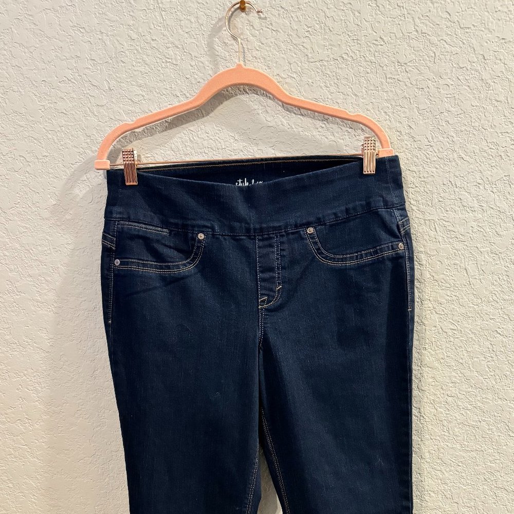 Style & CO Pull On Jeans